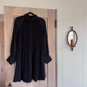 H&M Black Pleated Long-Sleeve Tunic Dress